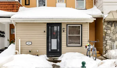69 King St E