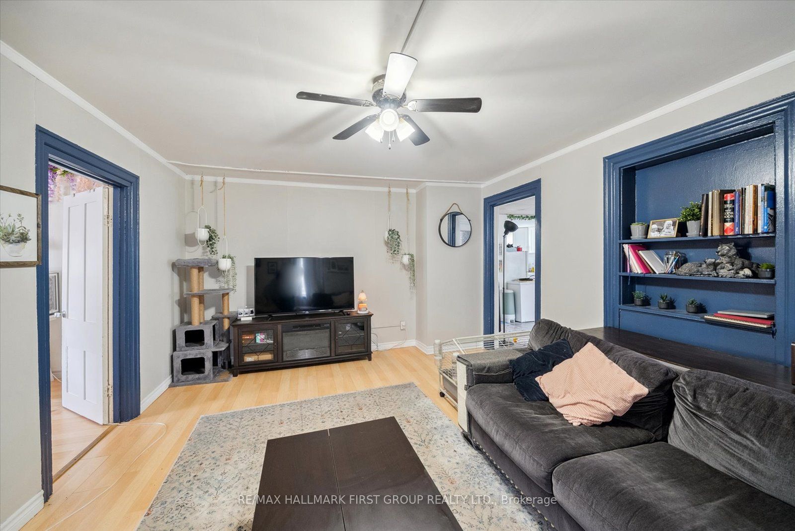 Investment Listing Photo