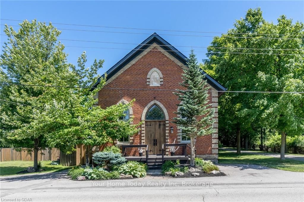 Photo of `+ vals.alt + `