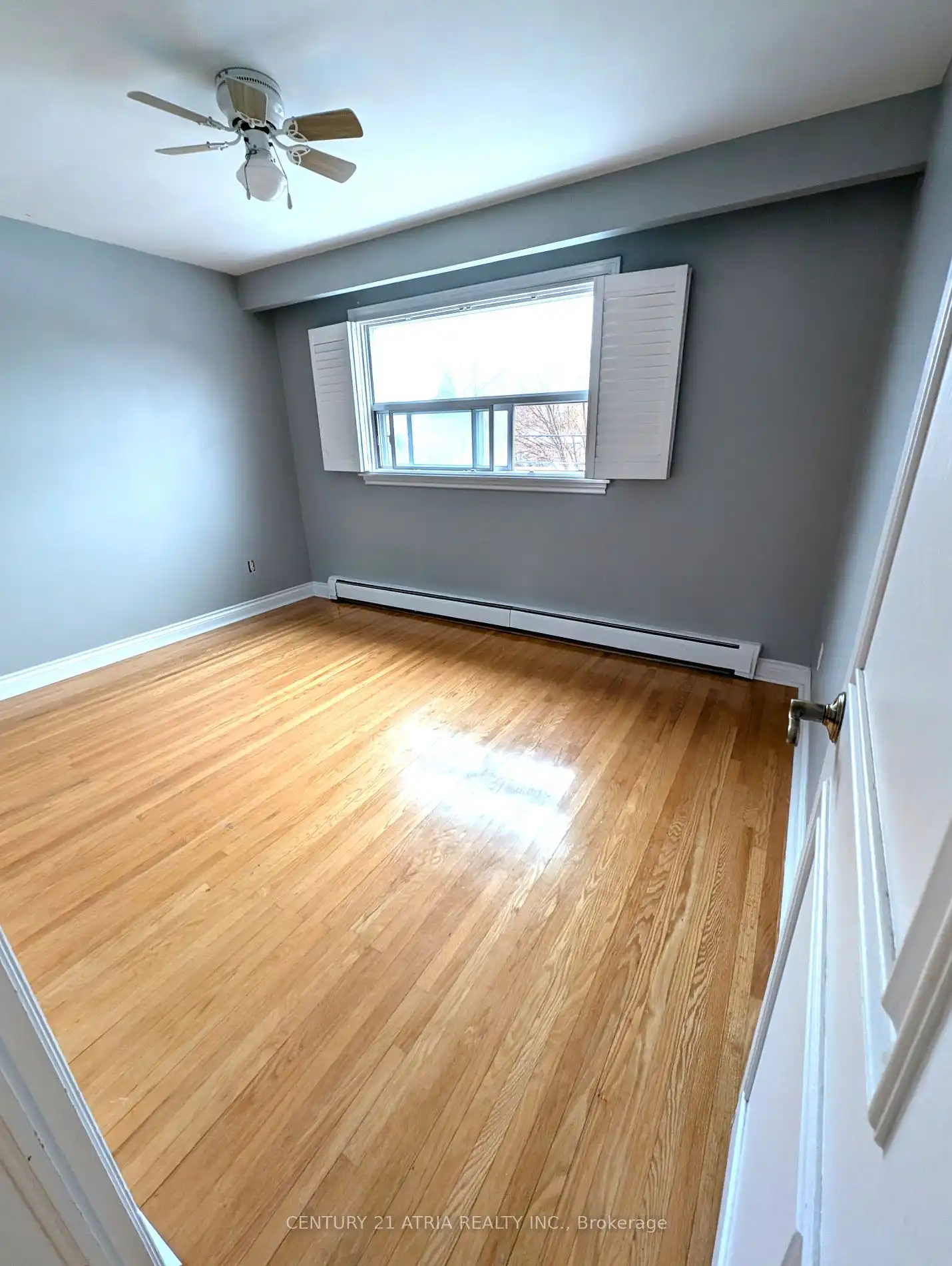  #2 - 731 Lawrence Ave W ; MLS ID: W11982039