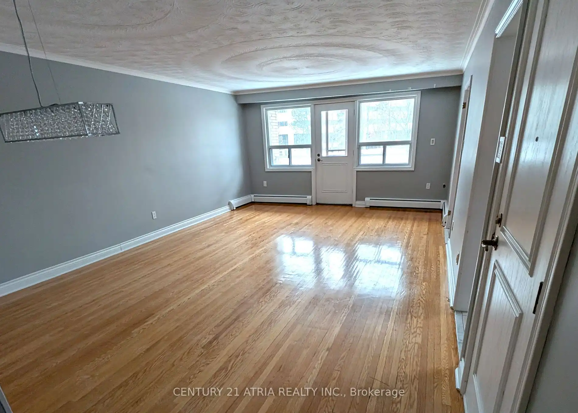  #2 - 731 Lawrence Ave W ; MLS ID: W11982039