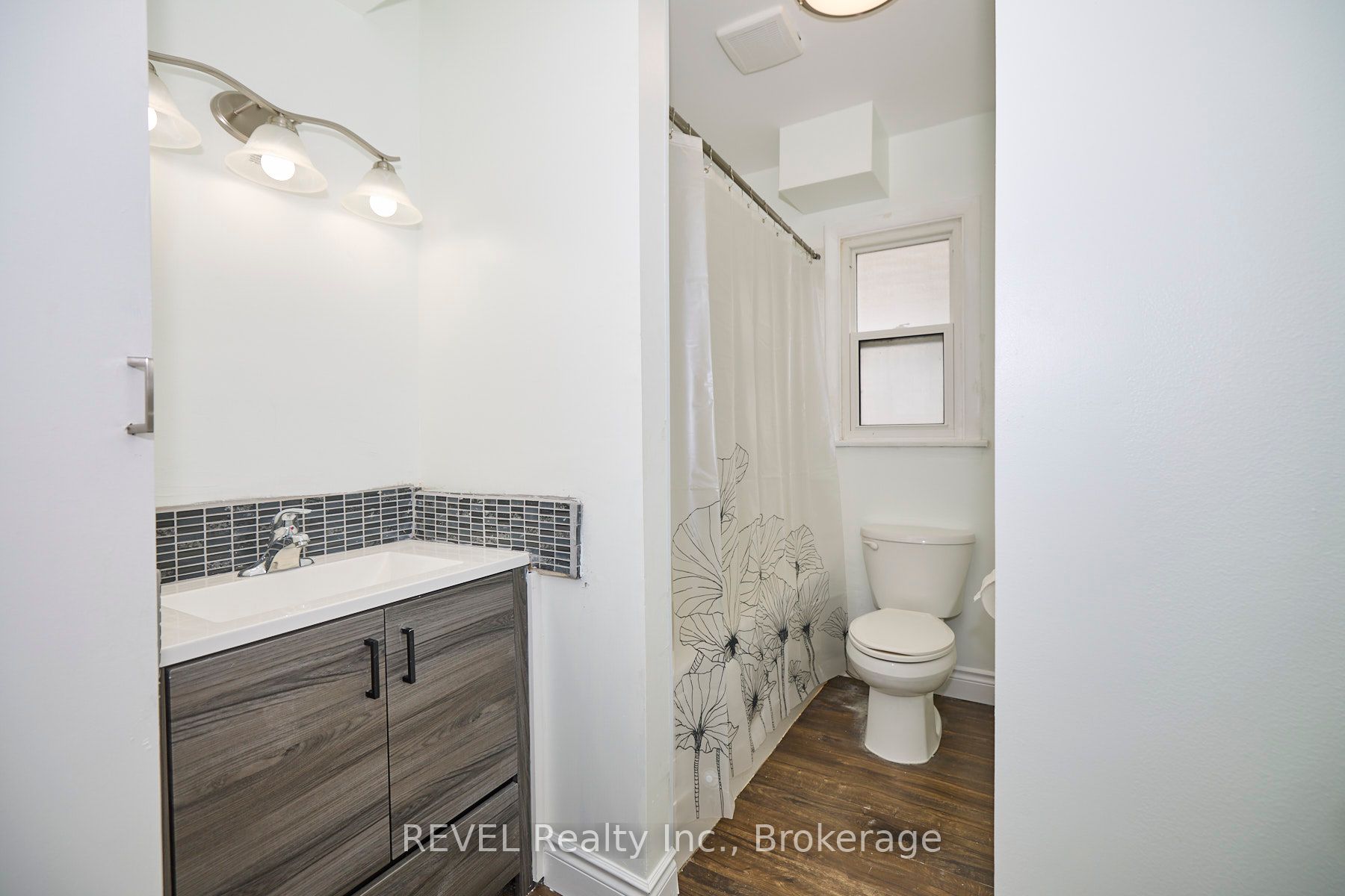 Investment Listing Photo